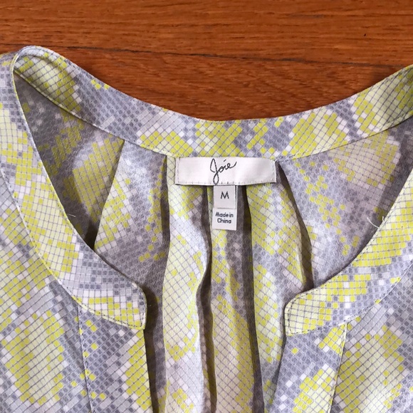 Joie sleeveless Python print blouse. EUC. - Picture 2 of 6